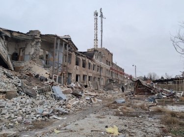 Фото 7 — На центр Берислава сбросили авиабомбу, из-за ракеты в Краматорске погиб человек: какая ситуация в регионах