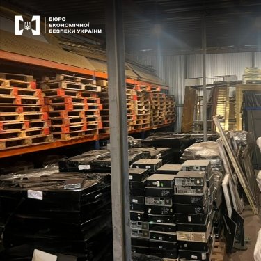 Фото 4 — Работали в жилых домах: в Одессе "накрыли" подпольные игорные заведения (ФОТО)