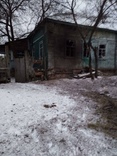 Фото 3 — Россияне нанесли 55 ударов по Сумской области: повреждены дома и школа (ФОТО)
