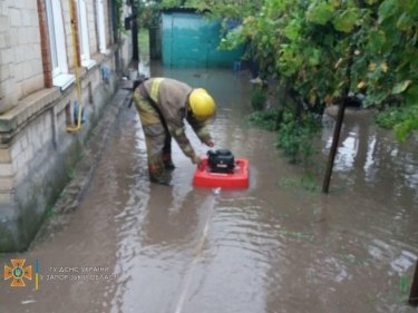 Фото 15 — В Бердянске во время сильнейшего ливня током убило двух мужчин (ДОПОЛНЕНО, ФОТО)