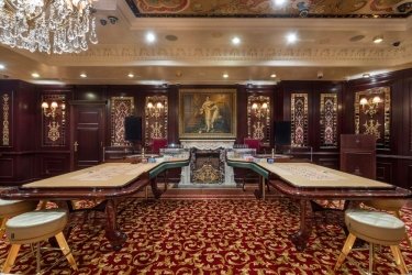 Фото 2 — В InterContinental-Kyiv начало работу первое легальное казино Billionaire