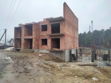 Фото 6 — Індивідуальні будинки перетворювались у квартири на продаж: на Львівщині викрили будівельну схему