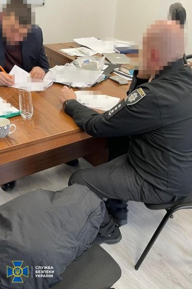 Фото 9 — СБУ викрила керівництво департаменту Нацполіції на "кришуванні" мережі борделів