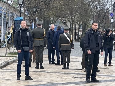 Фото 2 — Генсек НАТО Столтенберг приїхав до Києва - ЗМІ