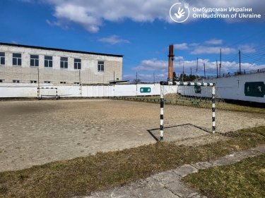 Фото 8 — У відповідь місії ООН: Лубінець показав умови в таборі для російських військовополонених (ФОТО)