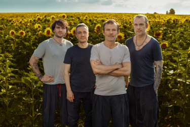 Фото 2 — Дороги Победы: Киевстар, Океан Эльзы и Вернись живым объединились ради помощи военным