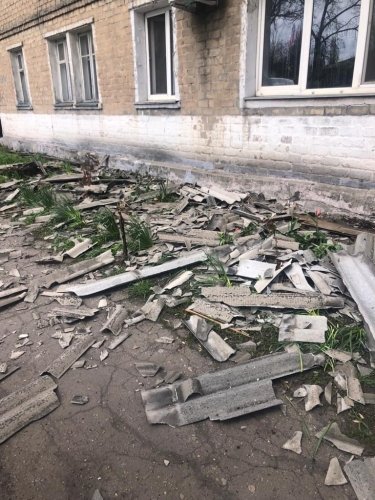 Фото 4 — Войска РФ ударили по городу в Донецкой области: 8 человек ранены (ФОТО)