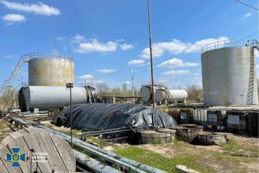 Фото 5 — СБУ накрыла нелегальный завод по производству дизтоплива под Днепром (ФОТО, ВИДЕО)