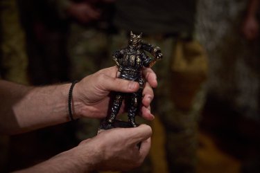 Фото 41 — Зеленський на Донеччині відвідав підрозділ ІПСО (ФОТО)