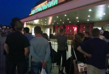 Фото 3 — В Киеве "заминировали" железнодорожный вокзал (ФОТО)