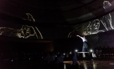 Фото 35 — Мультимедийный ритуал: "Шлях до..." Троицкого вписался в пространство Украинского дома