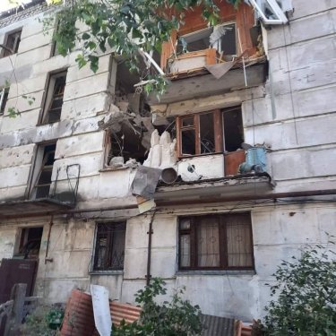 Фото 7 — Россияне пытаются уничтожить все промышленные объекты в Северодонецке и Лисичанске, - глава Луганской ОВА