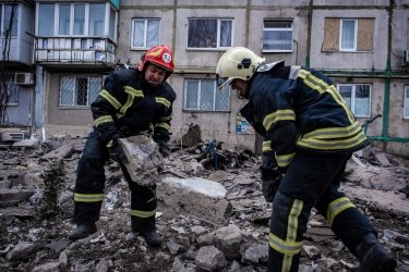 Фото 12 — В Покровске завершили разбор завалов в пятиэтажке после удара РФ: названо число погибших (ФОТО)