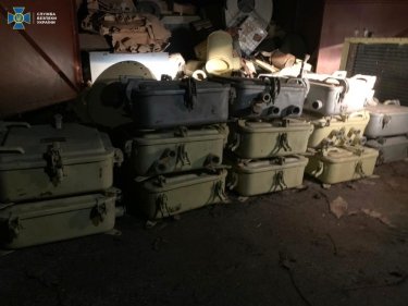 Фото 3 — В Николаевской области СБУ заблокировала вывоз корабельных агрегатов в РФ (ФОТО)