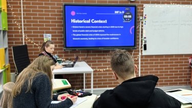 Фото 2 — Як повернути українських студентів додому: Володимир Козленко про культуру повернення талантів