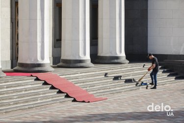 Фото 17 — Как Владимир Зеленский приносил присягу народу Украины (ФОТО)