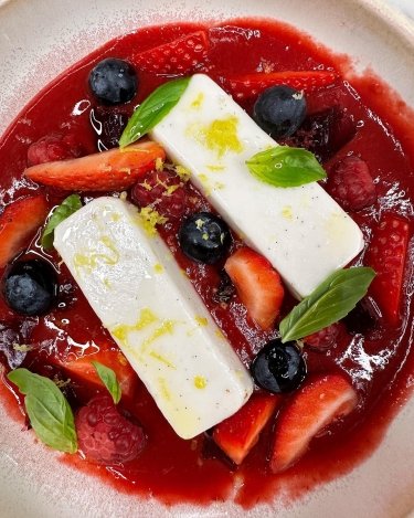 Фото 7 — Українська мережа ресторанів відкрила заклад на Канарських островах