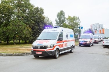 Фото 12 — Оборона, медицина, спорт і освіта — основні напрямки благодійності групи компаній "Епіцентр"