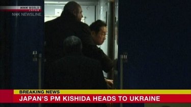 Фото 2 — Прем'єр Японії прибув в Україну