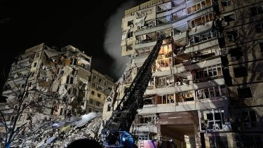 Фото 20 — В Днепре россияне ударили ракетой по многоэтажке - разрушили один подъезд, 12 человек погибли