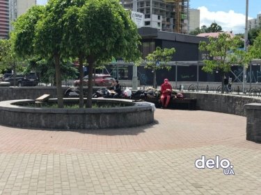 Фото 9 — Без "зайцев", но с туалетами: что происходит на ж/д вокзале Киева после карантина (ФОТО)