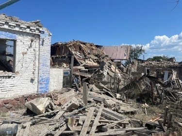 Фото 3 — Ракетная атака по Киевской области: в одном из районов есть разрушения, пострадали 3 человека