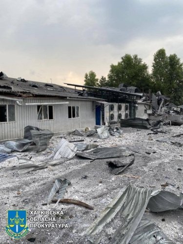 Фото 5 — Войска РФ нанесли ракетный удар по заводу в Чугуеве (ФОТО)