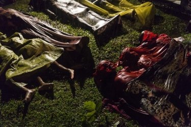 Фото 4 — World Press Photo назвал лучший снимок года: фото горящего венесуэльского демонстранта