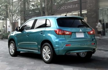 Фото 4 — Новый компактный кроссовер Mitsubishi получит имя RVR