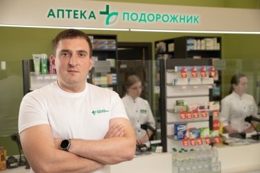 Фото 2 — "Перша полярна аптека "Подорожник"": в Антарктиді вже рік діє спільний проєкт ДУ НАНЦ та найбільшої мережі аптек України