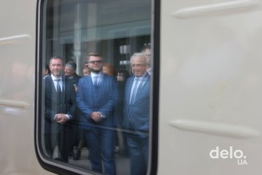 Фото 9 — Что изменится в "Укрзализныце" вместе с логотипом (фоторепортаж)