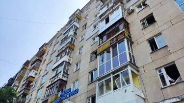 Фото 2 — У Сєвєродонецьку росіяни обстріляли "Азот" та "Склопластик", - голова Луганської ОВА