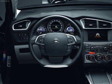 Фото 11 — Citroen C4: Из Франции на Французский бульвар