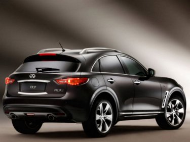 Фото 4 — Infiniti FX37S: кроссовер с характером спортсмена