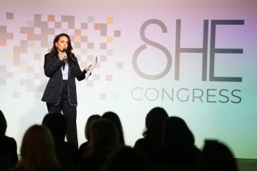 Фото 30 — Рішуча. Справжня. Небайдужа – ключові історії та інсайти SHE Congress 2025