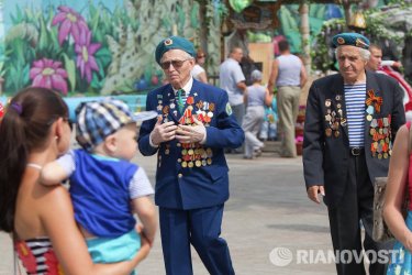 Фото 21 — В День десантника отключили фонтаны, но без жертв не обошлось (ФОТО)