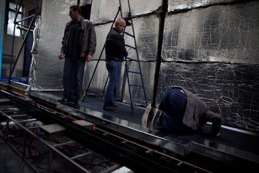 Фото 22 — Ольга Громова объяснила, зачем сожгла на глазах у публики сделанную с помощью лазера коллекцию (ФОТО)