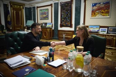 Фото 2 — Зеленський звільнив голів двох областей і призначив військового омбудсмена