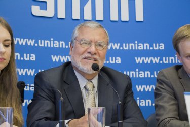Фото 2 — Времени для реформ уже совсем не осталось, но президент будто не понимает этого — Хосе Угас