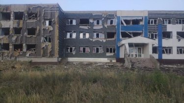 Фото 7 — Россияне в течение суток нанесли 15 ударов по Донецкой области: разрушены две школы и частные дома