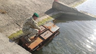 Фото 3 — Пограничники в Одесской области обнаружили подводную лодку контрабандистов (ФОТО, ВИДЕО)