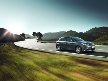 Фото 2 — Citroen C4: Из Франции на Французский бульвар