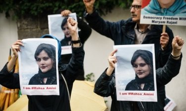 Фото 5 — Протесты в Иране: количество погибших уже превысило 40 человек
