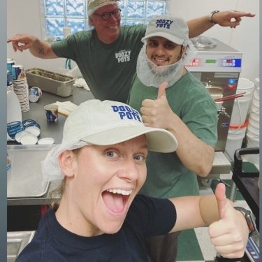 Фото 2 — Для веганов создали альтернативное мороженное из конопли и овса (ФОТО)