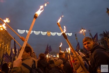 Фото 9 — Крещатик зажегся тысячами факелов: Как прошел Марш к 75-й годовщине УПА