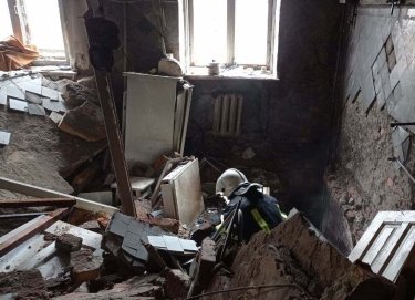 Фото 2 — В Одессе прогремел мощный взрыв газа в жилом доме: один человек погиб, четверо пострадали (ФОТО, ВИДЕО)