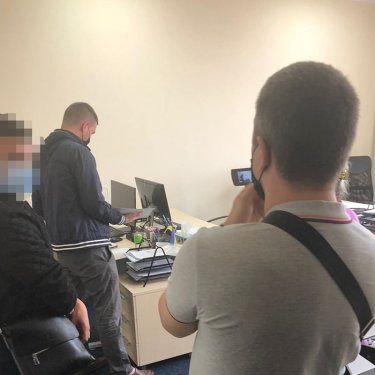 Фото 3 — Еще три коммунальных предприятия Киева обыскали, заподозрив в "распиле" на закупках