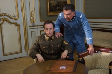 Фото 8 — Без лака, но в бронзе: о фильме "Тайный дневник Симона Петлюры"