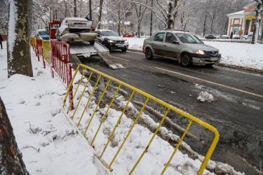 Фото 65 — На юге Украины из-за снега закрыли дороги, фуры не пускают даже в Киев (ФОТО, ВИДЕО)