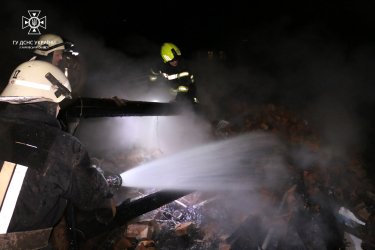 Фото 5 — Оккупанты нанесли ракетный удар по Харькову: частично разрушен дом, есть жертва (ФОТО)